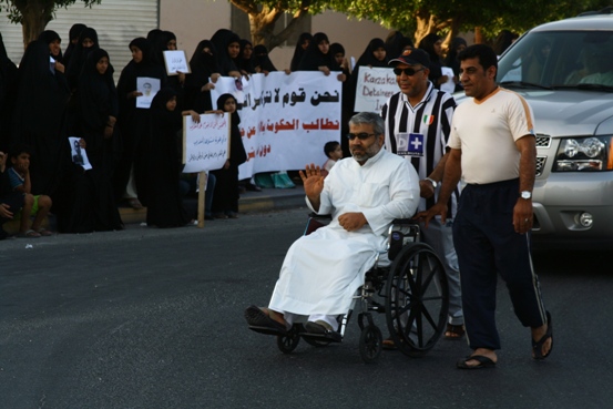 صور: اعتصام كرزكان الأول المطالب بالافراج عن المعتقلين 26 أبريل